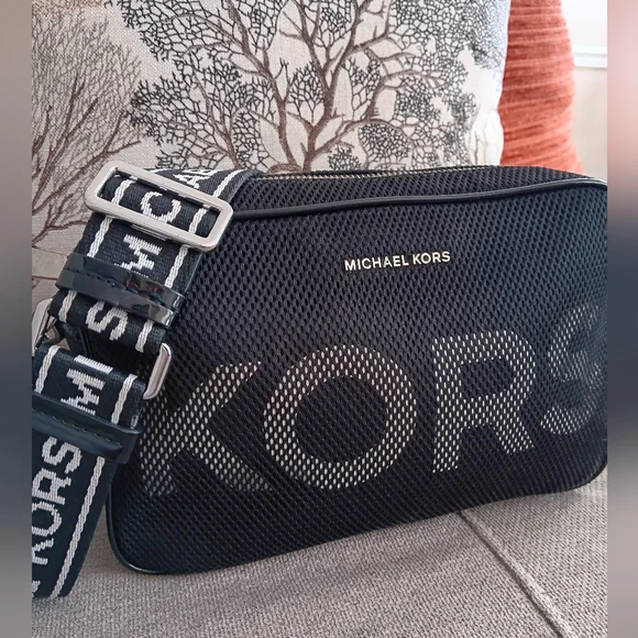 Michael Kors Mesh Crossbody Bag EUC
